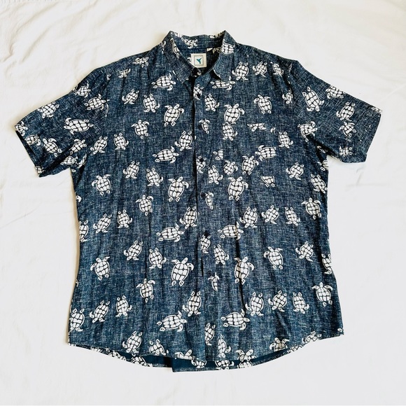 ★ Natural Blue by Visitor Turtle Casual Button Down - Printed ★ - Picture 4 of 17